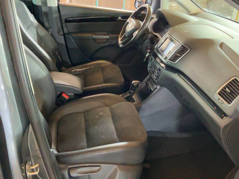 Seat Alhambra 2.0 TDI Executive — zdjęcie 11