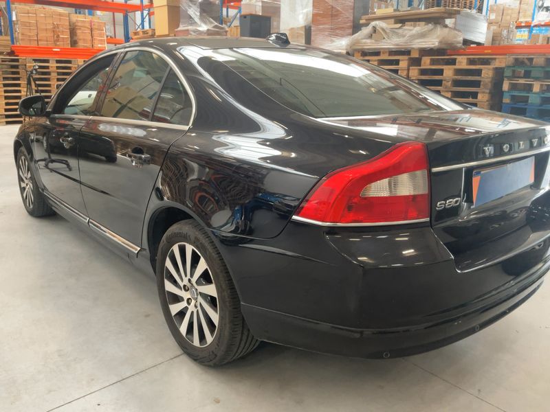 Volvo S80 2.0 D3 Summum — zdjęcie 3