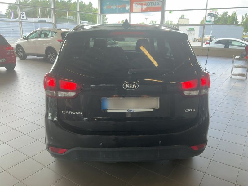Kia Carens 1.7 CRDi Active — zdjęcie 5