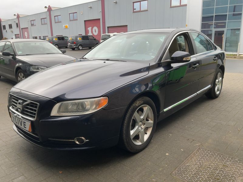 Volvo S80