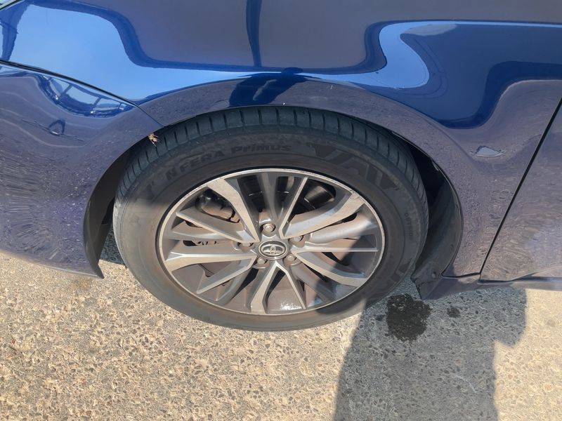 Toyota Avensis 2.0 D-4D Executive 2016 – снимка 3