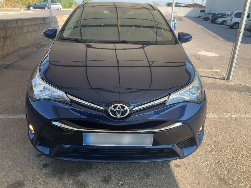 Toyota Avensis 2.0 D-4D Executive 2016 – снимка 14