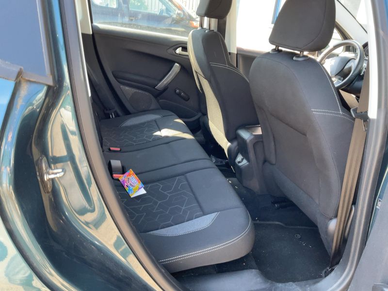 Peugeot 2008 1.2 e-VTi Active 2016 – снимка 19