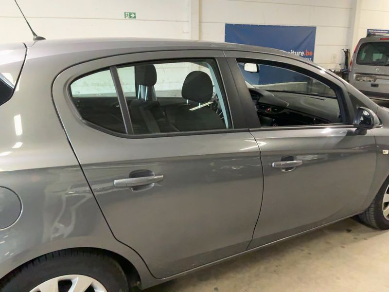 Opel Corsa 1.4 Edition — zdjęcie 7