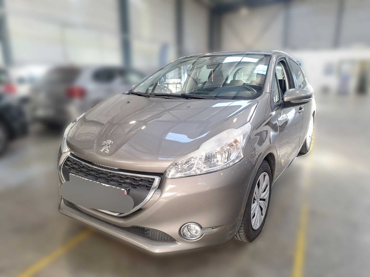 Peugeot 208 2013
