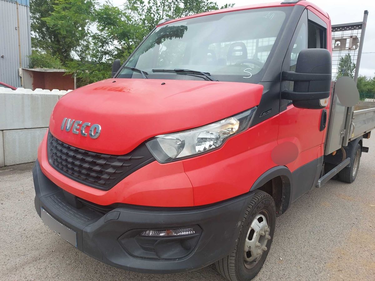 Iveco Daily 2.3 Diesel Doppelkabine 35 C Radstand 3450