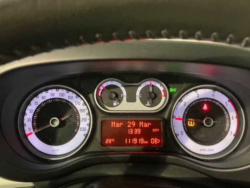 Fiat 500L 1.6 JTDM Pop Star — zdjęcie 13