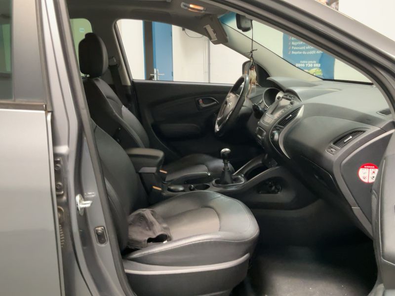 Hyundai ix35 1.7 CRDi Business Blue 2WD — zdjęcie 11