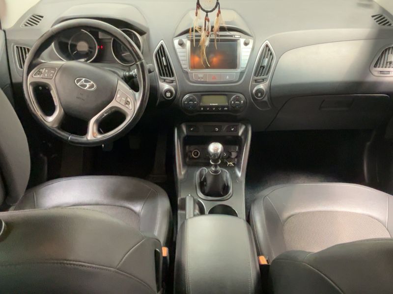 Hyundai ix35 1.7 CRDi Business Blue 2WD — zdjęcie 12