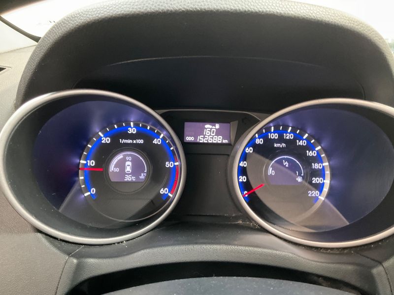 Hyundai ix35 1.7 CRDi Business Blue 2WD — zdjęcie 13