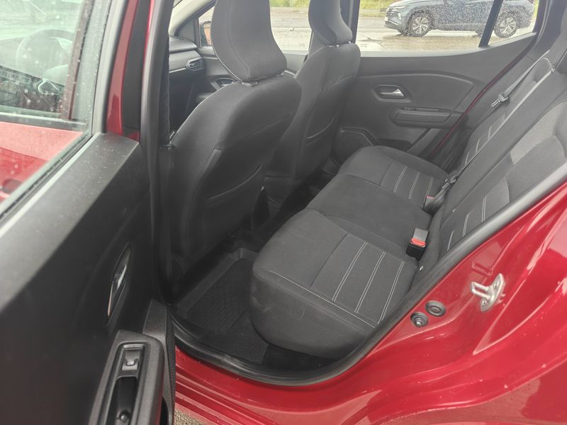 Dacia Sandero 1.0 TCe Comfort — zdjęcie 14