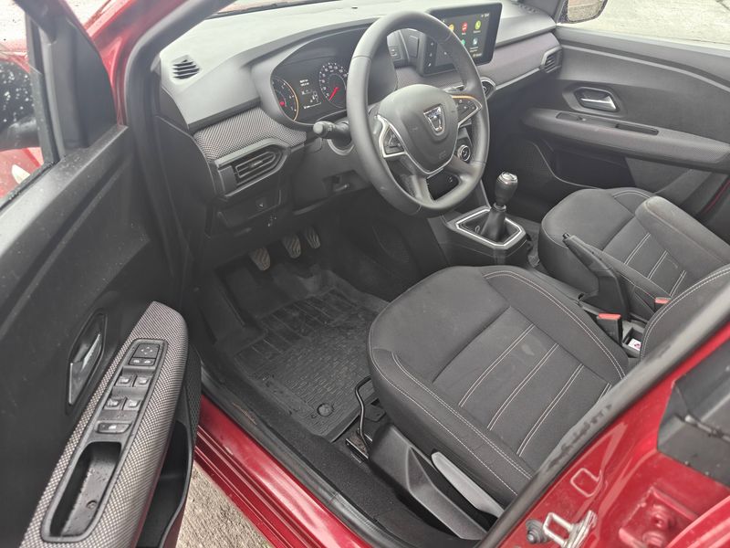 Dacia Sandero 1.0 TCe Comfort — zdjęcie 19