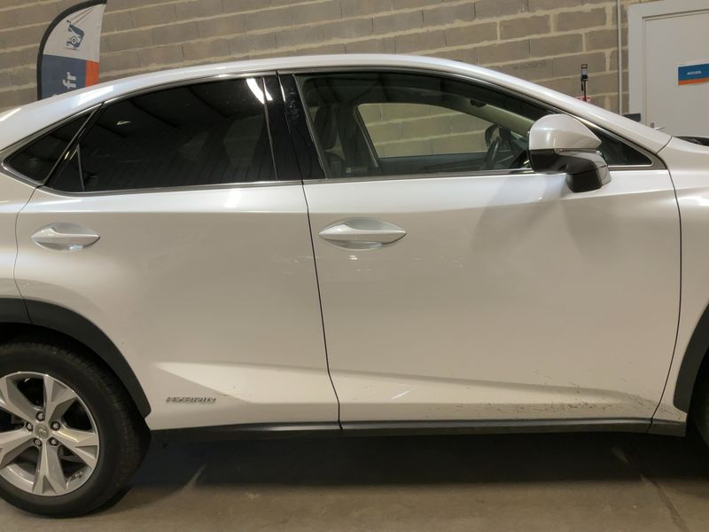 Lexus NX-Serie NX 300h E-Four Executive — zdjęcie 7