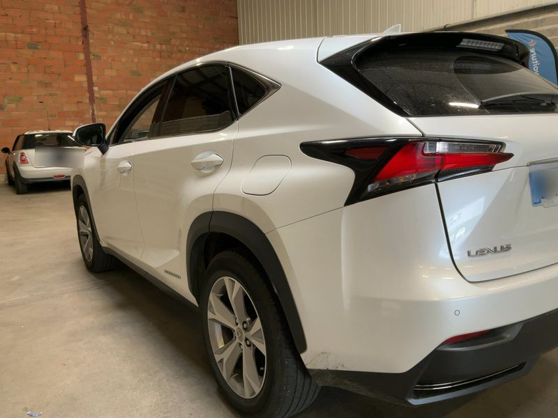 Lexus NX-Serie NX 300h E-Four Executive — zdjęcie 3