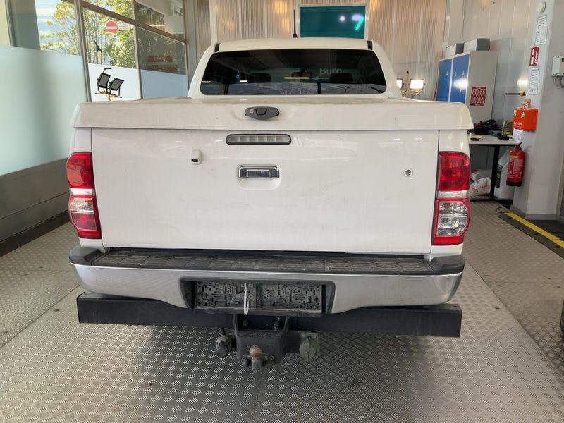 Toyota Hilux 3.0 Turbodiesel Double Cab Life 4x4 — zdjęcie 5