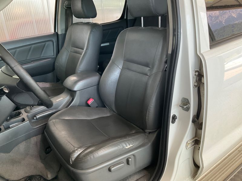 Toyota Hilux 3.0 Turbodiesel Double Cab Life 4x4 2012 – снимка 25
