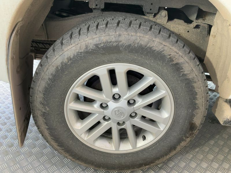 Toyota Hilux 3.0 Turbodiesel Double Cab Life 4x4 2012 – снимка 9