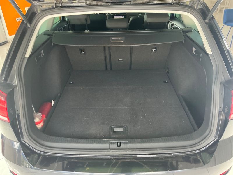 Volkswagen Golf VII 1.6 TDI Comfortline BlueMotion Tech 2017 – снимка 44