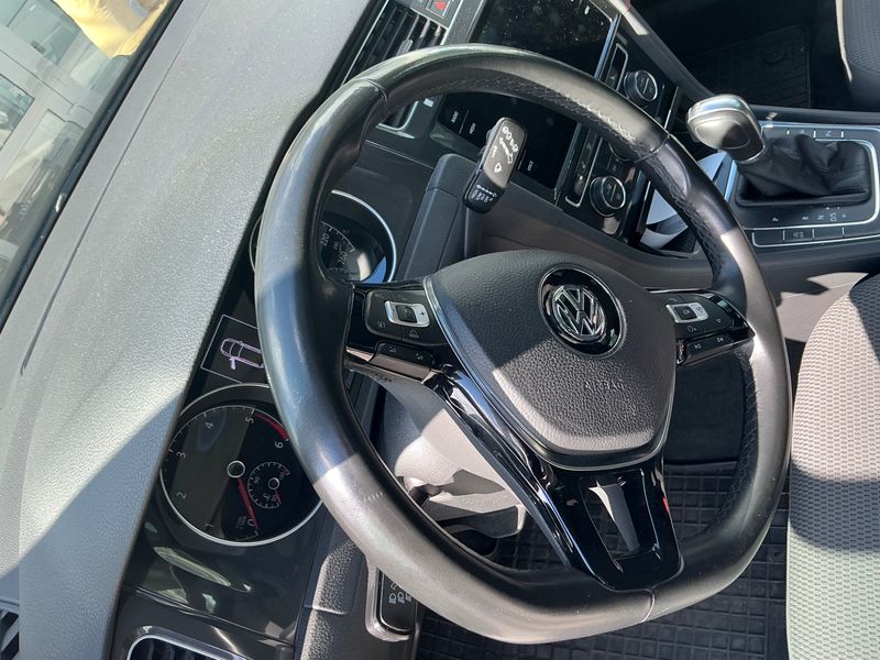 Volkswagen Golf VII 1.6 TDI Comfortline BlueMotion Tech 2017 – снимка 35