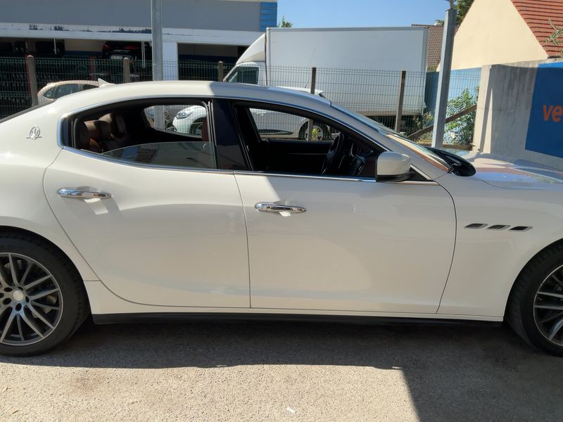 Maserati Ghibli 3.0 V6 TwinTurbo Basis — zdjęcie 7