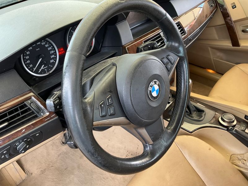 BMW 5er 530d xDrive 2006 – снимка 31