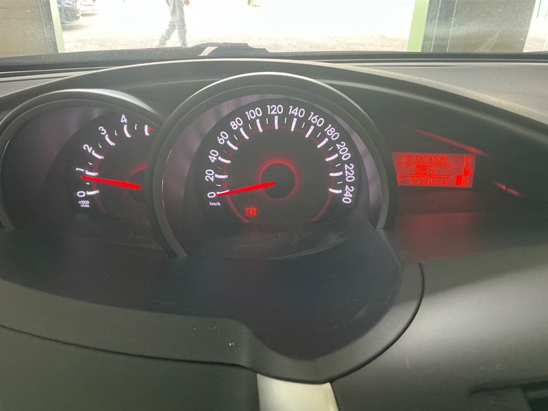 Toyota Verso 1.6 D-4D Executive — zdjęcie 13