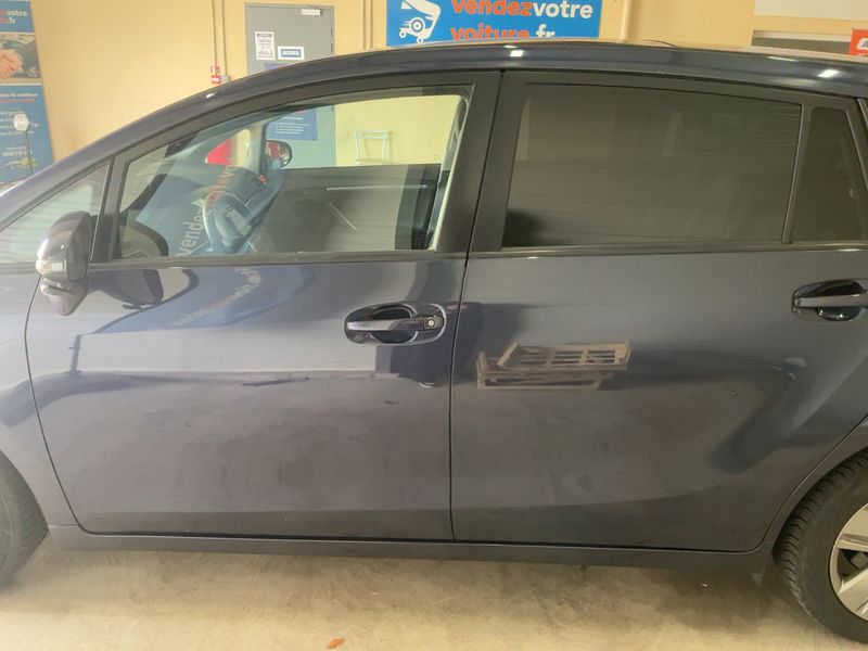 Toyota Verso 1.6 D-4D Executive — zdjęcie 4