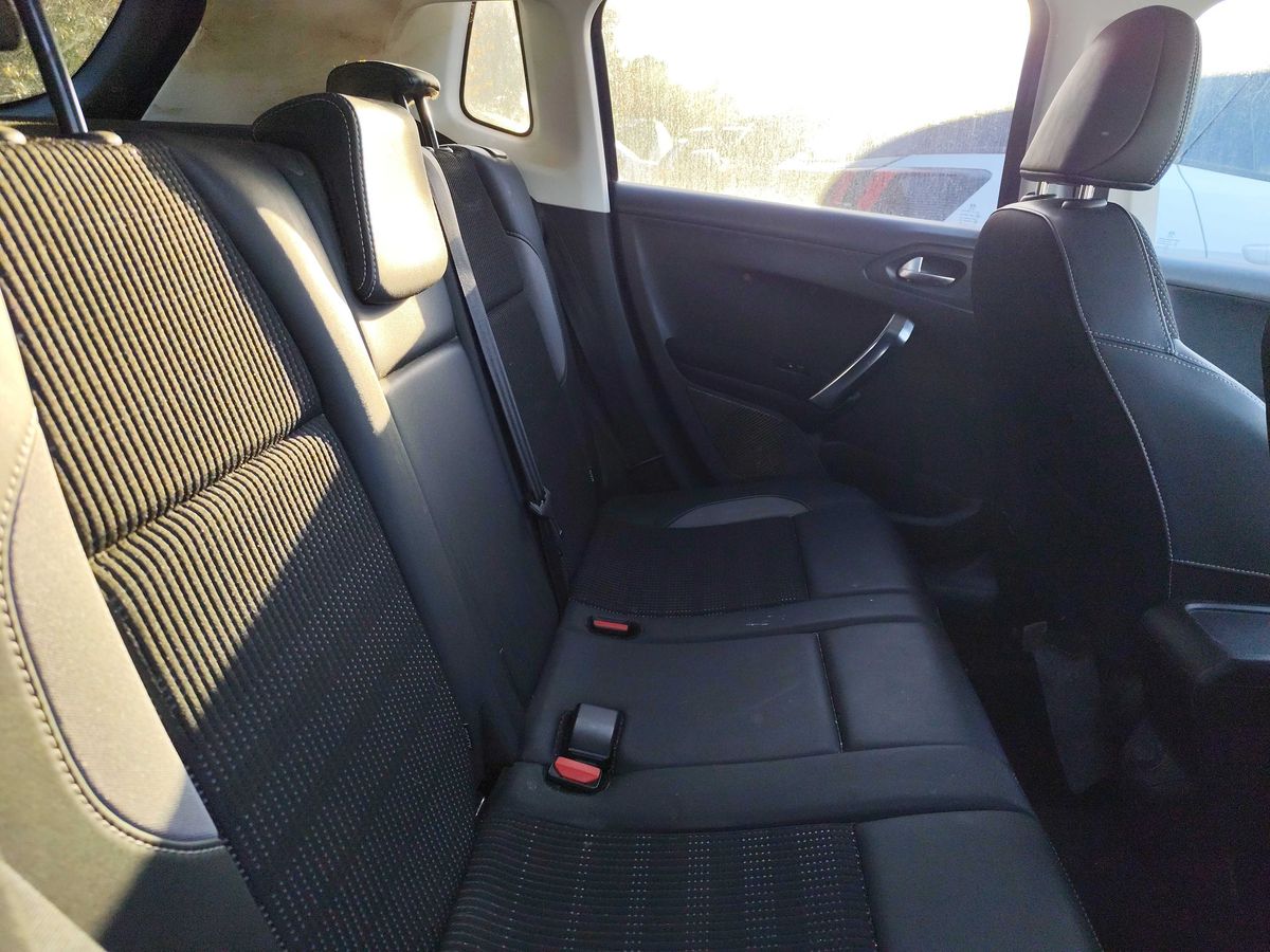 Peugeot 2008 1.2 PureTech Allure