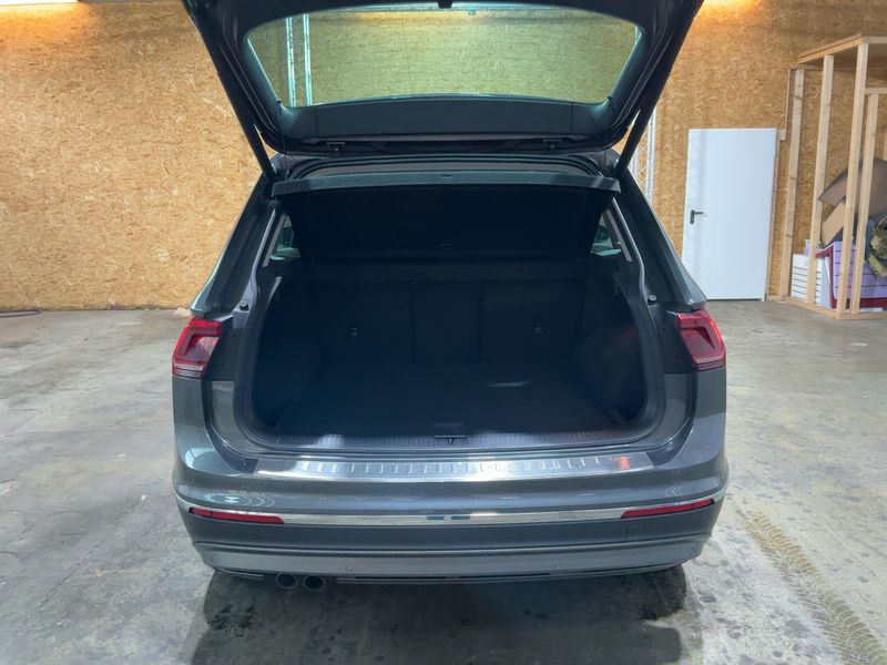 Volkswagen Tiguan 2.0 TDI Highline 4Motion BlueMotion Tech — zdjęcie 10