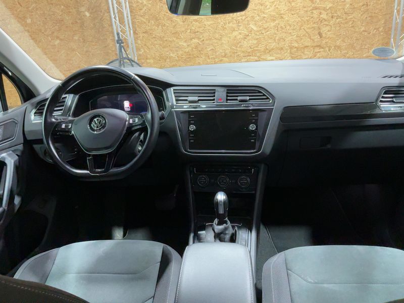 Volkswagen Tiguan 2.0 TDI Highline 4Motion BlueMotion Tech — zdjęcie 12