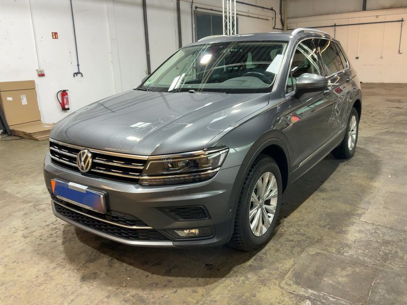 Volkswagen Tiguan 2.0 TDI Highline 4Motion BlueMotion Tech — zdjęcie 1
