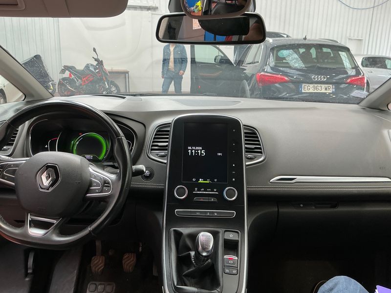 Renault Scenic 1.2 TCe Energy Intens — zdjęcie 12