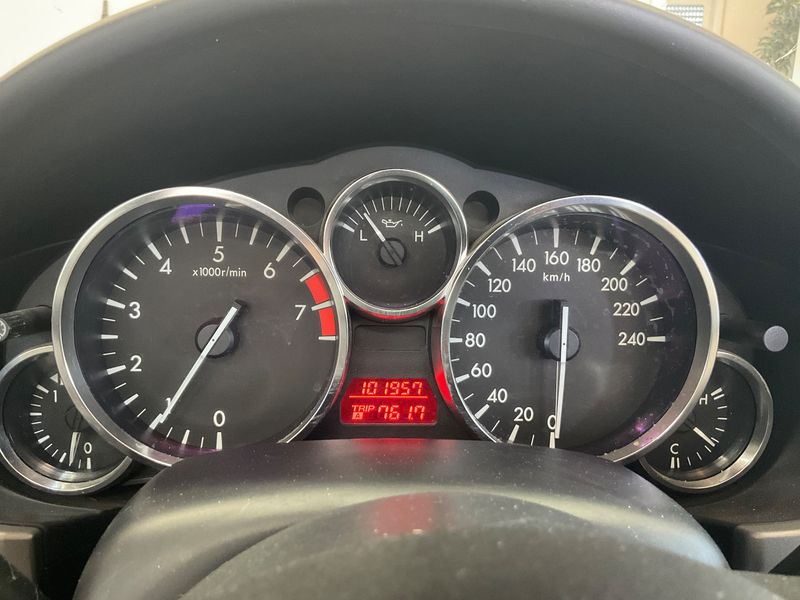 Mazda MX-5 1.8 Kaminari — zdjęcie 13