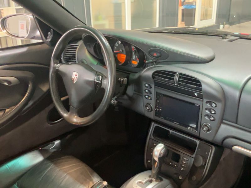 Porsche 911 996 Carrera — zdjęcie 12