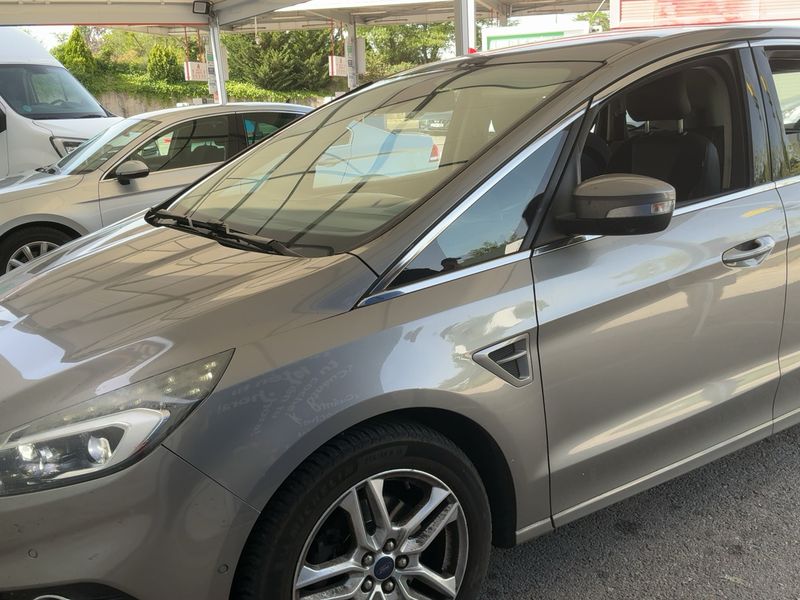 Ford S-Max 2.0 TDCi Titanium — zdjęcie 2