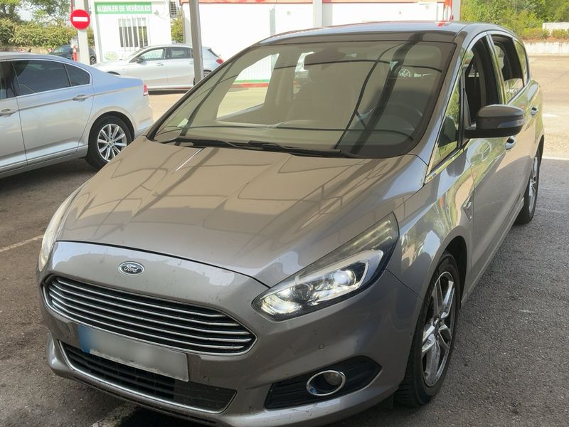 Ford S-Max 2.0 TDCi Titanium