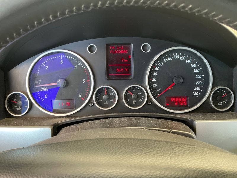 Volkswagen Touareg 2.5 TDI R5 — zdjęcie 4