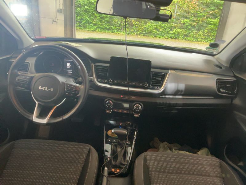 Kia Stonic 1.0 TGDI Vision — zdjęcie 12