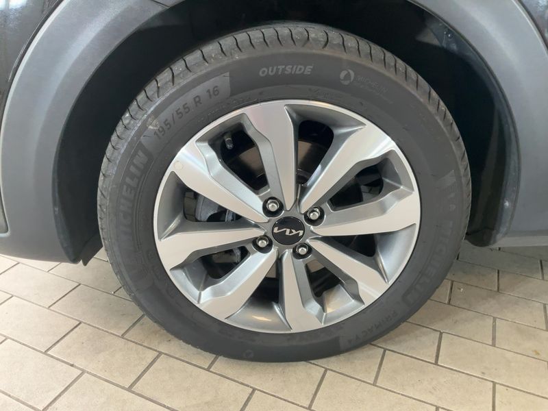 Kia Stonic 1.0 TGDI Vision 2023 – снимка 3