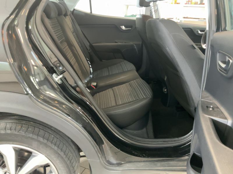 Kia Stonic 1.0 TGDI Vision — zdjęcie 14