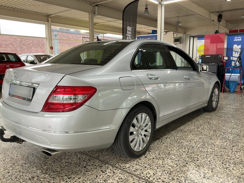 Mercedes-Benz C-Klasse C 300 Elegance 2010 – снимка 8