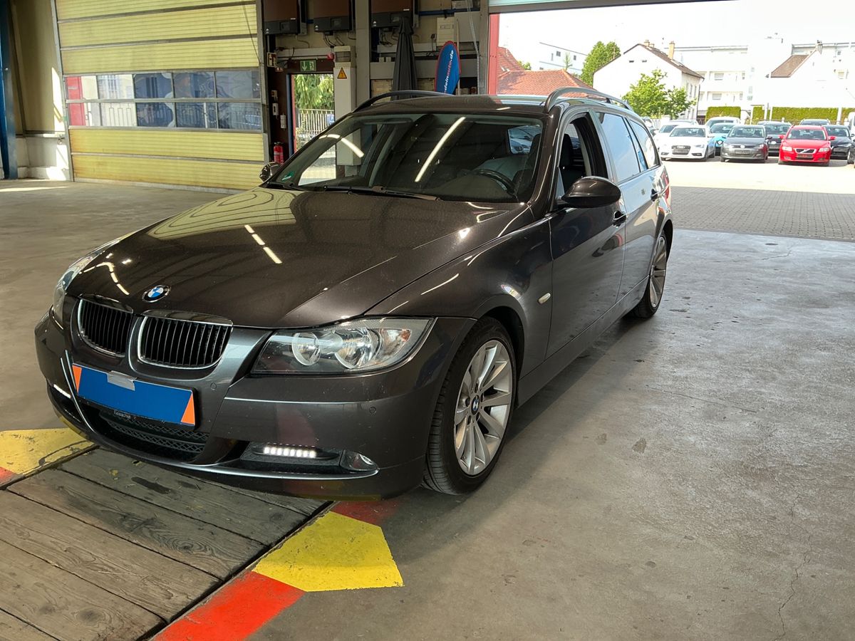 BMW 3er 2008 — photo 1