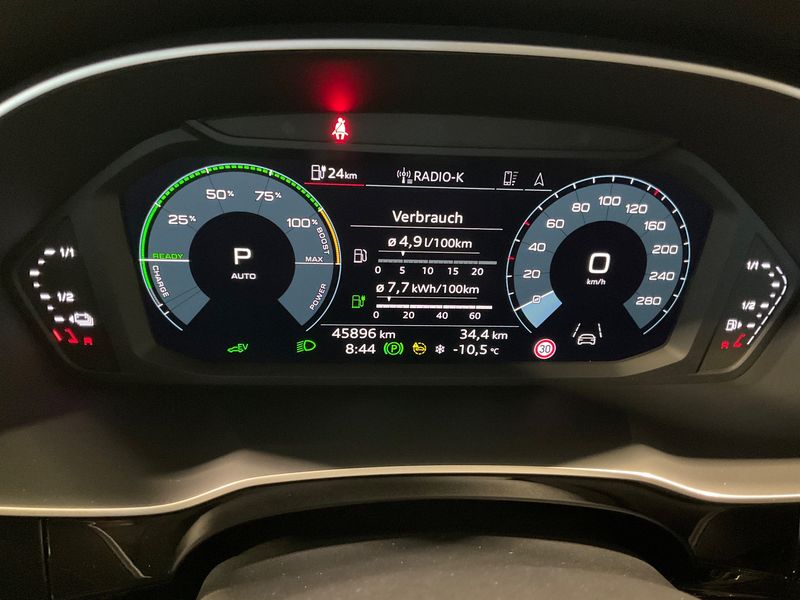 Audi Q3 45 TFSIe 2024 – снимка 18