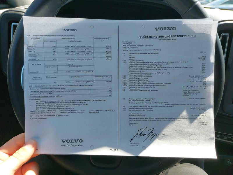 Volvo XC40 1.5 T2 Essential 2WD — zdjęcie 17