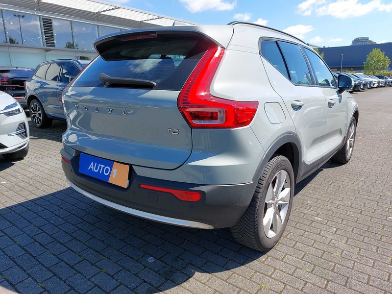Volvo XC40 1.5 T2 Essential 2WD — zdjęcie 5