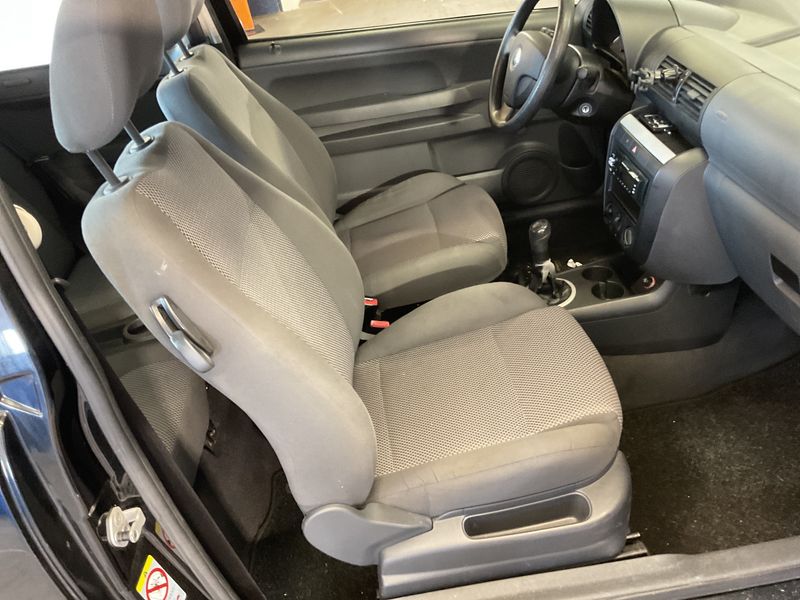 Volkswagen Fox 1.4 — zdjęcie 3