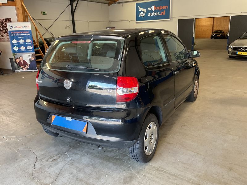 Volkswagen Fox 1.4 — zdjęcie 2