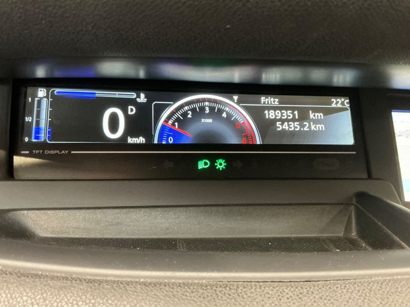 Renault Scenic 1.5 dCi Limited — zdjęcie 13