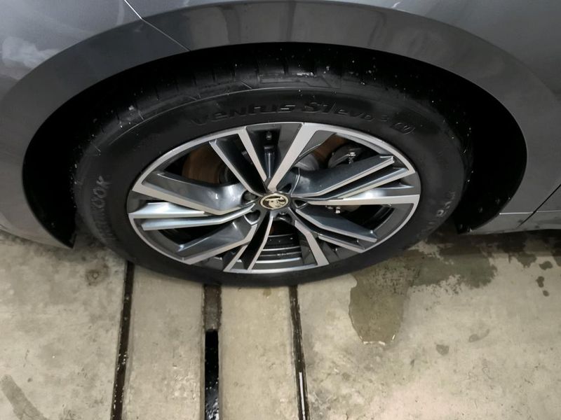 Skoda Enyaq iV 80 Loft — zdjęcie 24