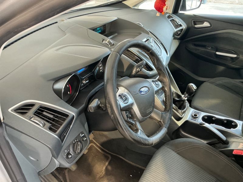 Ford C-Max 1.6 TDCi Titanium 2015 – снимка 23
